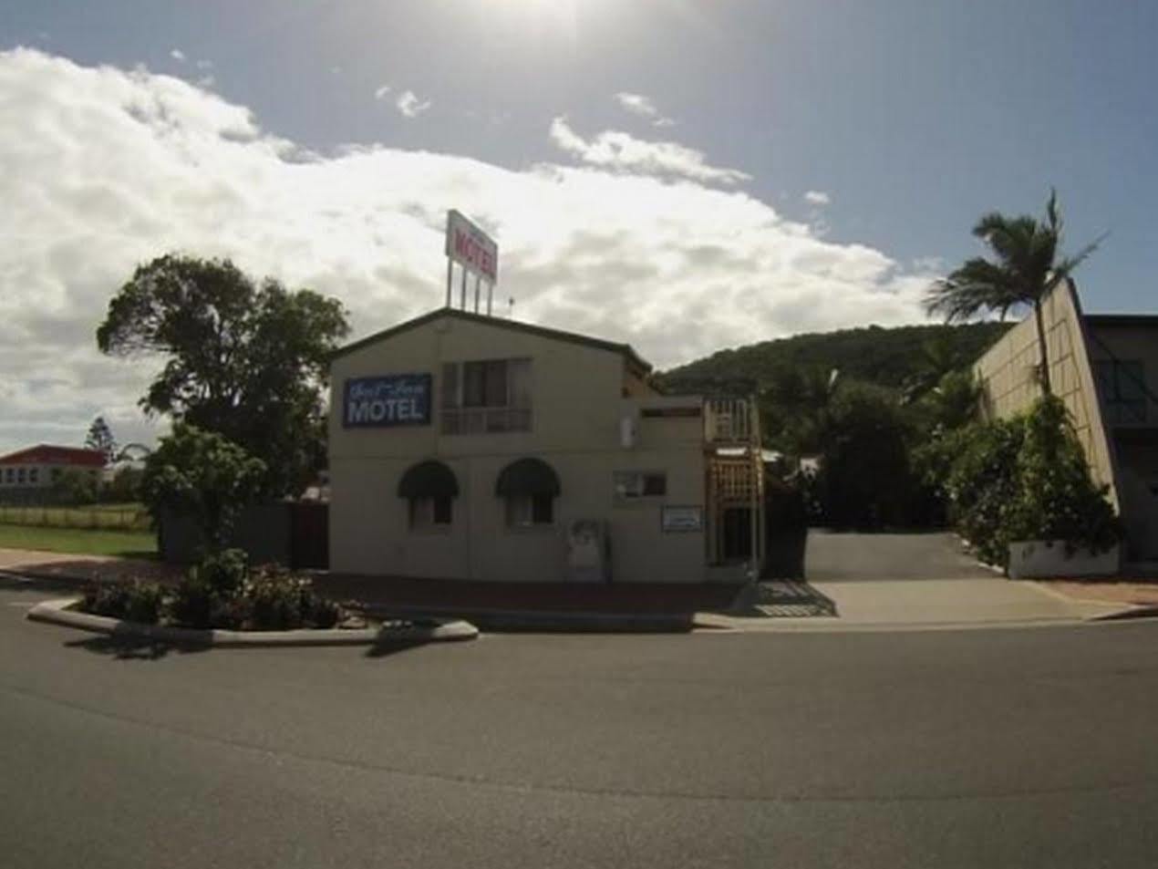 Sail Inn Motel Yeppoon Buitenkant foto